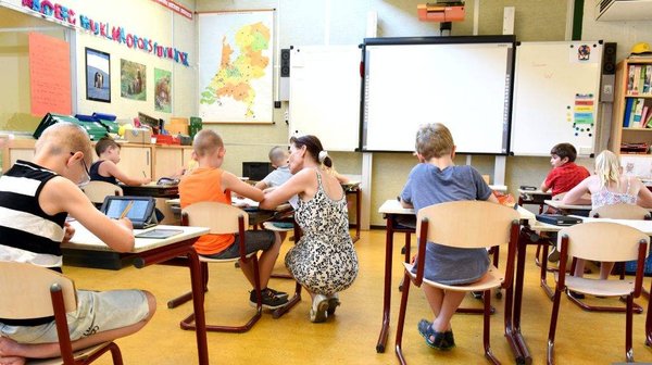 Comprendre les avantages de l'éducation bilingue à Paris